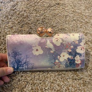 Ted Baker Floral White Leather Gold Wallet